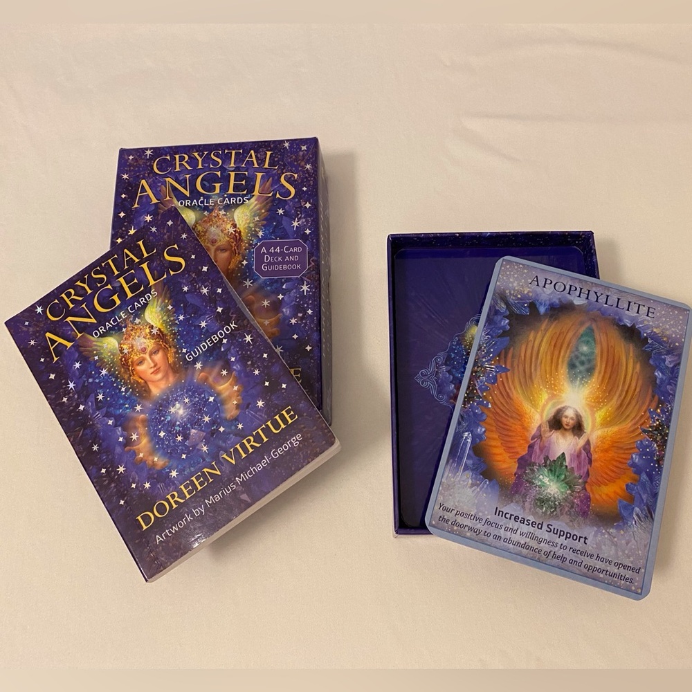 Doreen Virtue Crystal Angels Oracle Cards: A 44-Card Deck and Guidebook Nov 2017